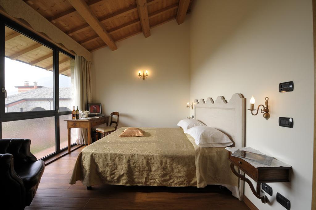 Tenuta La Presa Caprino Veronese Room photo
